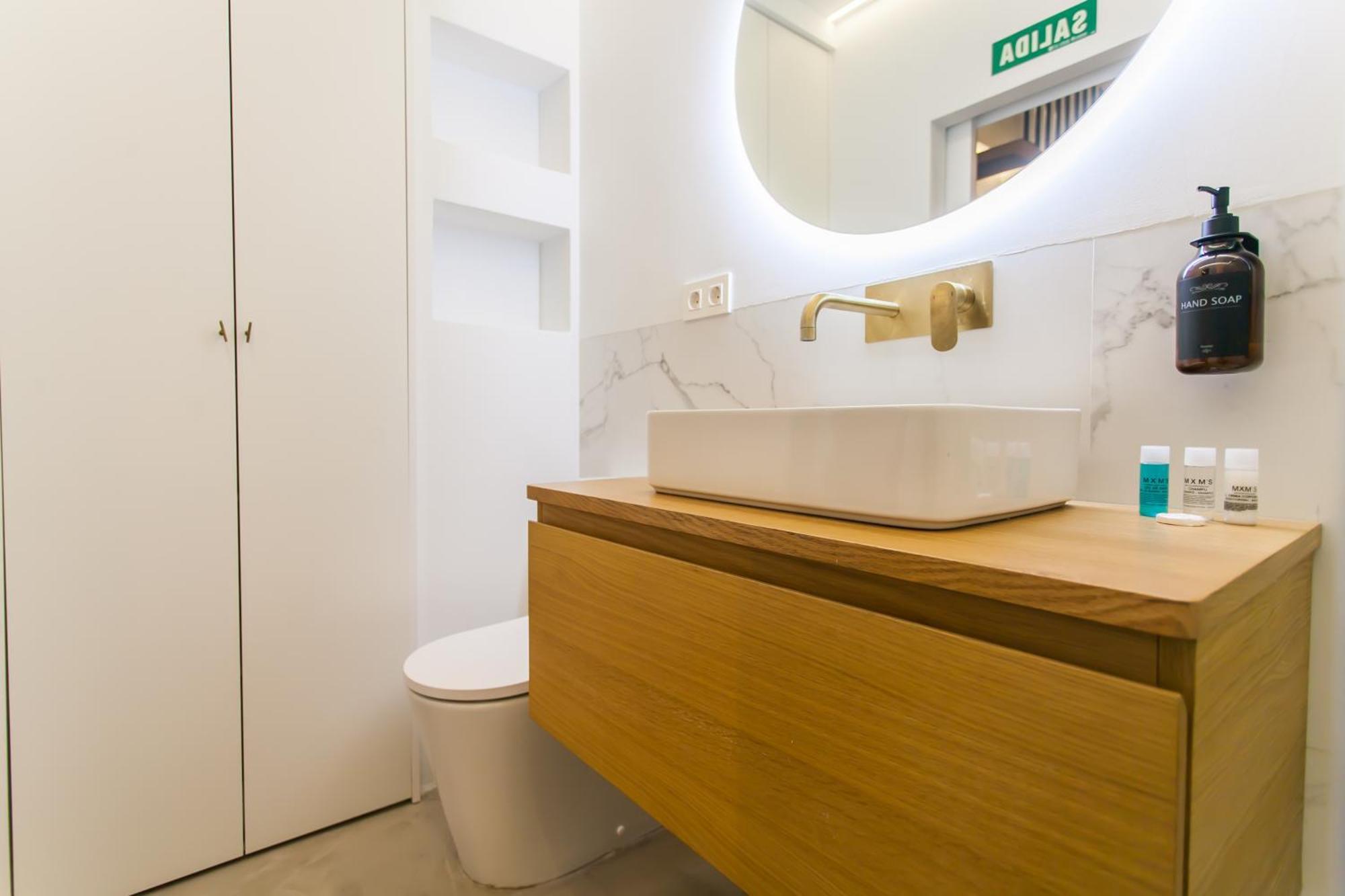 Guernica Luxury Duplex - Location, Light, And Art Daire Madrid Dış mekan fotoğraf